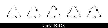 Jeu de symboles de recyclage de triangle doodle dessiné à la main. Papier, plastique, ordures, déchets réutiliser l'écriture manuscrite signe icône. Illustration vectorielle de grunge gribouillage de crayon. Illustration de Vecteur