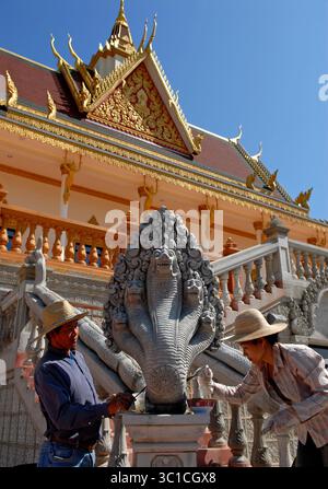 20 juin 2007 - Hampton, MN, Etats-Unis - des milliers de personnes sont attendues le 5-8 juillet lorsque le temple bouddhiste cambodgien est consacré dans la petite ville de Hampton. (Crédit image : Richard Sennott/Minneapolis Star Tribune/TNS via ZUMA Wire) Banque D'Images
