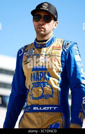 Fort Worth, Texas, États-Unis. 3 mai 2025. Pilote de la NASCAR Cup Series, CHASE ELLIOTT (9) de Dawsonville, GA se prépare à s'entraîner pour le WÃ¼rth 400 à Fort Worth, TX. (Crédit image : © Walter G. Arce Sr./ASP via ZUMA Press Wire) USAGE ÉDITORIAL SEULEMENT ! Non destiné à UN USAGE commercial ! Banque D'Images