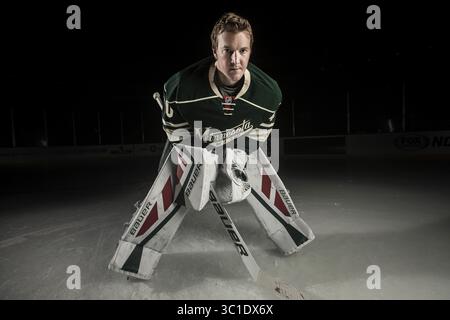 17 septembre 2015 - composé Paul, MN, U.S. - Minnesota Wild Goalie Devan Dubnyk (40). - Le 17 septembre 2015, composé Paul, MN, Xcel Energy Center, NHL, Minnesota Wild (crédit image : Carlos Gonzalez/Minneapolis Star Tribune/TNS via ZUMA Wire) Banque D'Images