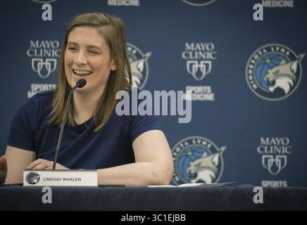 13 août 2018 - Minneapolis, MN, États-Unis - États-Unis - Lindsay Whalen, gardienne des Lynx du Minnesota, a annoncé sa retraite lors d'une conférence de presse à Mayo Square, lundi 13 juin 2018 à Minneapolis, MN. (Crédit image : Elizabeth Flores/Minneapolis Star Tribune/TNS via ZUMA Wire) Banque D'Images