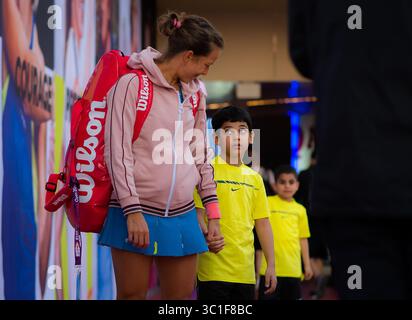 14 février 2019 - Doha, QATAR - Barbora Strycova, de la République tchèque, en route vers le court pour son match de quart de finale au tournoi de tennis Qatar total Open WTA premier 2019 (crédit image : © AFP7 via ZUMA Wire) Banque D'Images