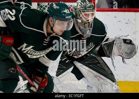 21 février 2017 - composé Paul, MN, USA - Minnesota Wild Wild Goalie Devan Dubnyk. .... .. - 21 février 2017, composé Paul, MN, Xcel Energy Center, LNH, hockey, Blackhawks de Chicago au Minnesota Wild (image crédit : Carlos Gonzalez/Minneapolis Star Tribune/TNS via ZUMA Wire) Banque D'Images