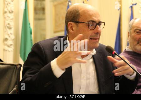 Nicola Zingaretti, homme politique italien, gouverneur de la région du Latium, à Naples lors d'une réunion politiqueItalie, 25 février 2019 (crédit image : © Esposito Salvatore/Soevermedia via ZUMA Press) Banque D'Images