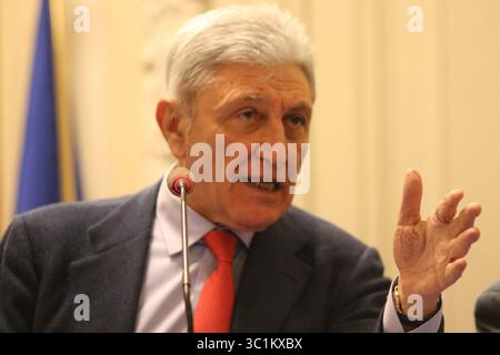 Nicola Zingaretti, homme politique italien, gouverneur de la région du Latium, à Naples lors d'une réunion politiqueItalie, 25 février 2019 (crédit image : © Esposito Salvatore/Soevermedia via ZUMA Press) Banque D'Images