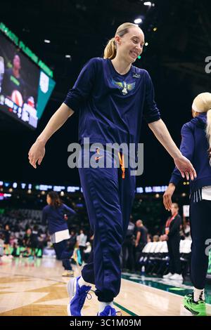 Seattle, Washington, États-Unis. 22 juillet 2025. PAIGE BUECKERS (5) des Dallas Wings se réchauffe avant le match WNBA entre le Storm de Seattle et les Dallas Wings le 22 juillet 2025 au Climate Pledge Arena de Seattle, Washington. (Crédit image : © Richard Dizon/ZUMA Press Wire) USAGE ÉDITORIAL SEULEMENT ! Non destiné à UN USAGE commercial ! Banque D'Images