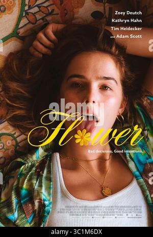 DATE DE SORTIE : 16 mars 2018 TITRE : Flower STUDIO : The Orchard RÉALISATEUR : Max Winkler INTRIGUE : une adolescente sexuellement curieuse forme une parenté peu orthodoxe avec son demi-frère mentalement instable. EN VEDETTE : ZOEY DEUTCH dans le rôle d'Erica. (Crédit image : © The Orchard/Entertainment Pictures/ZUMAPRESS.com) Banque D'Images