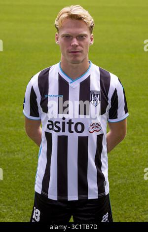 Almelo, pays-Bas. 23 juillet 2025. ALMELO, 22-07-2025, stade Asito, saison 2025/2026, football néerlandais Eredivisie, Photocall Heracles Almelo, Jan Zamburek (Heracles Almelo) crédit : Pro Shots/Alamy Live News Banque D'Images