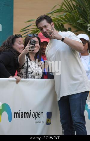 22 mars 2019 - Miami Gardens, Floride, États-Unis d'Amérique - MIAMI GARDENS, FLORIDE - 22 MARS : Alexis Ohanian le jour 5 de l'Open de Miami présenté par Itau au Hard Rock Stadium le 22 mars 2019 à Miami Gardens, Floride..personnes : Alexis Ohanian. (Crédit image : © SMG via ZUMA Wire) Banque D'Images
