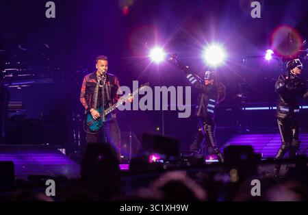 26 mars 2019 - Atlanta, GA, États-Unis - ATLANTA, GÉORGIE - MARS 26 : Chris Wolstenholme de Muse se produit en concert au State Farm Arena le 23 mars 2019 à Atlanta, Géorgie. Photo : Ryan Fleisher/imageSPACE (crédit image : © Imagespace via ZUMA Wire) Banque D'Images