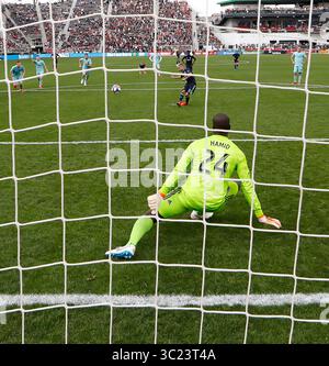 21 avril 2019 : le gardien de but D.C. United (24 ans) Bill Hamid devine les mauvaises directions sur un penalty arrêté par le poteau lors d'un match de football de la MLS entre le D.C. United et le New York City Football Club à Audi Field à Washington DC Justin Cooper/CSM(Credit image : &copy ; Justin Cooper/CSM via ZUMA Wire) Banque D'Images