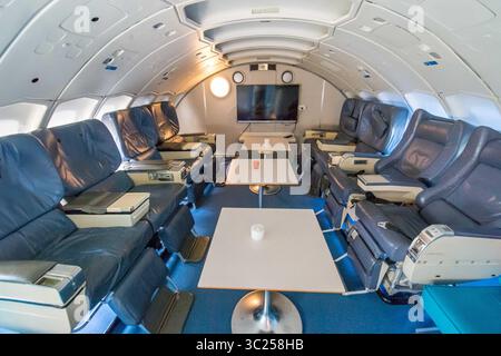28 juin 2016 - Stockholm, Suède - Stockholm, Arlanda, Suède - le salon du Jumbo Stay (Jumbohostel), une auberge qui est un avion de ligne Boeing 747 converti. Il est situé à l'entrée de l'aéroport de Stockholm Arlanda. (Crédit image : © Edwin Remsberg / Vwpics/VW pics via ZUMA Wire) Banque D'Images