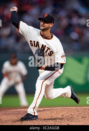 14 mai 2019 : le lanceur Tyler Beede (38) des Giants de San Francisco arrive en deuxième manche, lors d'un match MLB entre les Blue Jays de Toronto et les Giants de San Francisco à Oracle Park à San Francisco, en Californie. Valerie Shoaps/CSM(image de crédit : &copy ; Valerie Shoaps/CSM via ZUMA Wire) Banque D'Images