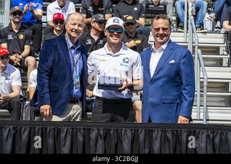 25 mai 2019 - Indianapolis, Indiana, États-Unis - Ed CARPENTER (20) des États-Unis reçoit son anneau pour l'Indianapolis 500 au Indianapolis Motor Speedway à Indianapolis, Indiana. (Crédit image : © Walter G Arce SR ASP Inc/ASP) Banque D'Images