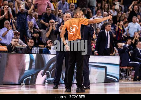 31 mai 2019 - Barcelone, Barcelone, Espagne - Svetislav Pesic, entraîneur-chef du FC Barcelona Lassa lors du match éliminatoire 1 de Liga Endesa entre le FC Barcelona Lassa et Divina Seguros Joventut au Palau Blaugrana le 31 mai 2019 à Barcelone, Espagne. (Crédit image : © AFP7 via ZUMA Wire) Banque D'Images