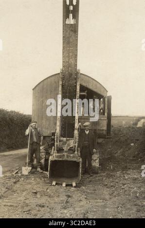 Photo vintage de pelle mécanique, Royaume-Uni Banque D'Images