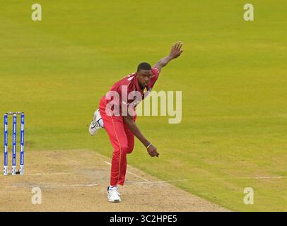 MANCHESTER, ANGLETERRE. 22 JUIN 2019 : Jason Holder du bowling West Indies pendant le match de la Coupe du monde de cricket ICC, à Old Trafford, Manchester, Angleterre.(Credit image : &copy ; ESPA photo Agency/CSM via ZUMA Wire) Banque D'Images