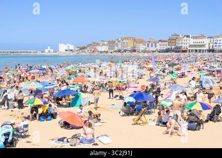 Margate Beach Kent par un après-midi ensoleillé la plage UK Margate Kent Angleterre GB Europe Banque D'Images