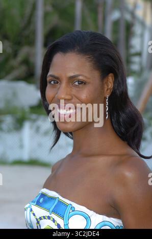 28 août 2004 - Miami Beach, Floride, États-Unis d'Amérique - MIAMI BEACH 2004 - COUVERTURE EXCLUSIVE..Apprentice Omarosa Manigault-Stallworth at the style Villa..Miami Beach, Floride. (Crédit image : © SMG via ZUMA Wire) Banque D'Images