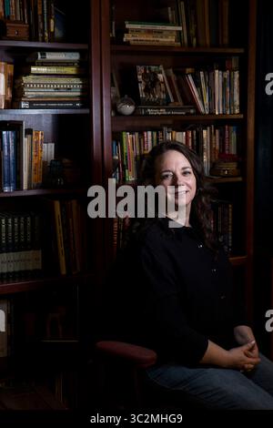 10 juillet 2019 - Clearwater, Floride, États-Unis - Nancy Foster a posé pour un portrait le 10 juillet 2019 à son domicile de Clearwater, Floride. Foster a regardé le lancement d'Apollo 11 depuis Titusville avec ses frères et sœurs à l'âge de neuf ans. (Crédit image : © Monica Herndon/Tampa Bay Times via ZUMA Wire) Banque D'Images
