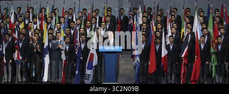 12 juillet 2019 - Gwangju, CORÉE DU SUD - 12 juillet 2019 - Gwangju, Corée du Sud - le président sud-coréen Moon Jae-in annonce l'ouverture des 18e Championnats du monde FINA au gymnase Universiade sur le campus de l'Université féminine de Kwangju à Gwangju, à 330 kilomètres au sud de Séoul, le 12 juillet 2019. (Crédit image : © FINA Gwangju 2019 via ZUMA Wire) Banque D'Images