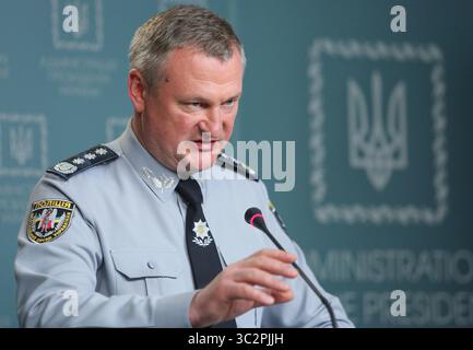 23 juillet 2019 - Kiev, Ukraine - le chef de la police nationale ukrainienne Serhiy Knyazev rend compte au président ukrainien Volodymyr Zelensky de l'enquête sur le meurtre du journaliste Pavel Sheremet, à Kiev, Ukraine, le 22 juillet 2019. Pavel Sheremet était un journaliste russe et ukrainien d'origine biélorusse, assassiné à Kiev le 20 juillet 2016 dans l'explosion d'une voiture. (Crédit image : © Sergii Kharchenko/ZUMA Wire) Banque D'Images