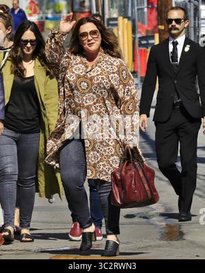 29 juillet 2019, Hollywood, Californie, États-Unis : des célébrités dont Melissa McCarthy et Michael Pena sont vues arriver au Jimmy Kimmel Live ! studios à Los Angeles, Californie..avec : Melissa McCarthy.où : Hollywood, Californie, États-Unis.quand : 29 Jul 2019.crédit : >..**DISPONIBLE UNIQUEMENT POUR LES États-Unis* (crédit image : © CGA/WENN via ZUMA Press) Banque D'Images