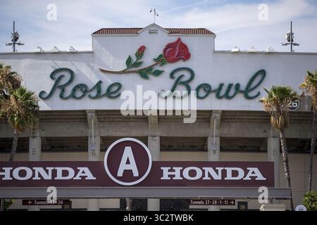 3 août 2019, Pasadena, Californie, États-Unis d'Amérique : les fans assistent au match de la tournée de la victoire de l'équipe nationale féminine des États-Unis avec l'équipe nationale d'Irlande le samedi 3 août 2019 au Rose Bowl Stadium de Pasadena, en Californie. Le WNT américain bat l'Irlande 3-0. DOUGLAS CUELLAR/PI (crédit image : © Prensa Internacional via ZUMA Wire) Banque D'Images