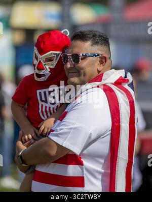 3 août 2019, Pasadena, Californie, États-Unis d'Amérique : les fans assistent au match de la tournée de la victoire de l'équipe nationale féminine des États-Unis avec l'équipe nationale d'Irlande le samedi 3 août 2019 au Rose Bowl Stadium de Pasadena, en Californie. Le WNT américain bat l'Irlande 3-0. DOUGLAS CUELLAR/PI (crédit image : © Prensa Internacional via ZUMA Wire) Banque D'Images