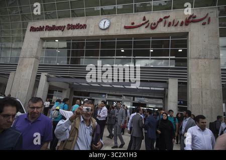 8 août 2019, Rasht, Gilan, IRAN : une vue de la gare de Rasht en Iran. Le chemin de fer Astara-Rasht-Qazvin est un corridor de transport qui relie les chemins de fer existants de Russie, Azerbaïdjan et Iran. Le projet est réalisé dans le cadre du Corridor de transport International Northâ€« Sud. Le but du projet est d'intégrer les voies de transport et d'information de la Russie, de l'Azerbaïdjan, de l'Iran et de l'Inde. (Crédit image : © Rouzbeh Fouladi/ZUMA Wire) Banque D'Images