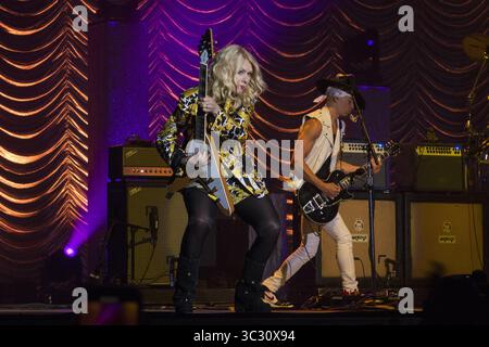 Le 27 août 2019, Chula Vista, Californie, États-Unis : Nancy Wilson, de la coeur de rock band sur scène effectue pendant leur Amour Vivant Tour à Île du Nord Credit Union amphithéâtre. (Crédit Image : © Alfred KC/Zuma sur le fil) Banque D'Images
