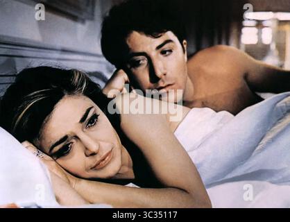 LE film de 1967 United Artists avec Anne Bancroft dans le rôle de MRS Robinson et Dustin Hoffman dans le rôle de Benjamin Braddock Banque D'Images