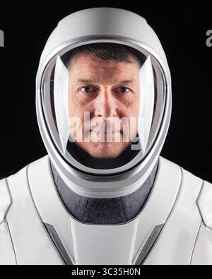 24 mars 2021 - Hawthorne, Californie, États-Unis - L'astronaute SHANE KIMBROUGH de la NASA, SpaceX Crew-2 commander, pose pour un portrait dans sa combinaison de pression au siège de SpaceX à Hawthorne, Californie. (Crédit image : © SpaceX/ZUMA Wire/ZUMAPRESS.com) Banque D'Images