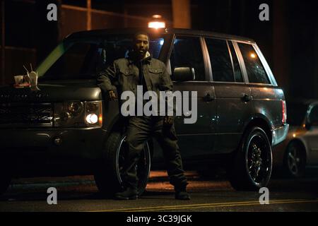 DATE DE SORTIE : 7 mai 2021 TITRE : Monster STUDIO : Netflix RÉALISATEUR : Anthony Mandler INTRIGUE : histoire de Steve Harmon, 17 ans natif de Harlem fréquentant une prestigieuse école de cinéma, dont la vie change complètement lorsqu'il est accusé de meurtre. EN VEDETTE : JOHN DAVID WASHINGTON. (Crédit image : © Netflix/Entertainment Pictures/ZUMAPRESS.com) Banque D'Images