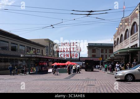 La signalisation au public Market Center à Seattle, WA, États-Unis. Banque D'Images