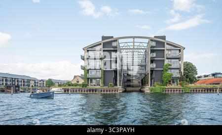 L’ancienne salle des torpilleurs a aujourd’hui été convertie en logement, Copenhague, Danemark, 17 juillet 2025 Banque D'Images