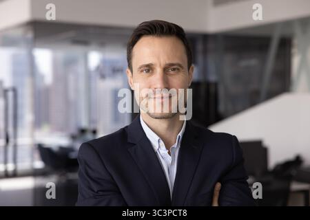 Portrait gros plan de la tête d'un homme professionnel Banque D'Images