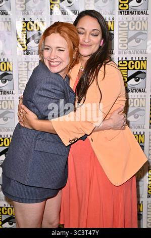 Alice Wetterlund und Sara Tomko beim Photocall zur 4. Staffel der SyFy
