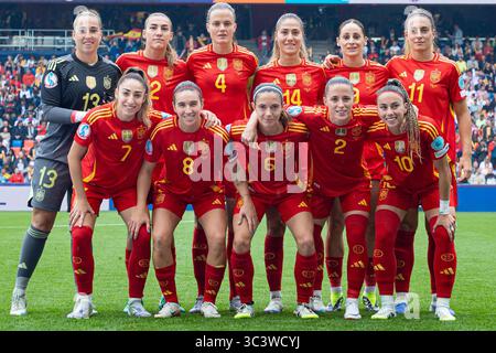 Bâle, Suisse. 27 juillet 2025. Bâle, Suisse, 27 juillet 2025 équipe d'Espagne lors de la finale UEFA Womens EURO 2025 entre l'Angleterre et l'Espagne au Jakob-Park à Bâle, Suisse. (Priscila Bütler/SPP) crédit : SPP Sport Press photo. /Alamy Live News Banque D'Images