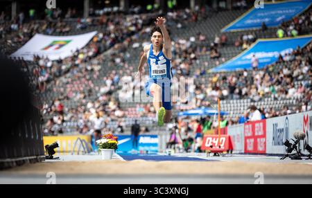 Berlin, Deutschland. 27 juillet 2025. Steven Freund (GER) im Dreisprung ; ISTAF Berlin AM 27.07.2025 im Olympiastadion in Berlin (Deutschland). Crédit : dpa/Alamy Live News Banque D'Images