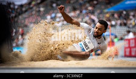 Berlin, Deutschland. 27 juillet 2025. Shemaiah James (AUS) im Dreisprung ; ISTAF Berlin AM 27.07.2025 im Olympiastadion à Berlin (Deutschland). Crédit : dpa/Alamy Live News Banque D'Images