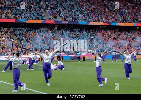 Bâle, Suisse. 26 juillet 2025. Bâle, Suisse, le 27 juillet 2025 : cérémonie d'ouverture avant le match final de l'UEFA Womens EURO 2025 entre l'Angleterre et l'Espagne au Jakob-Park à Bâle, Suisse. Philipp Kresnik (Philipp Kresnik/SheKicks/SPP) crédit : SPP Sport Press photo. /Alamy Live News Banque D'Images