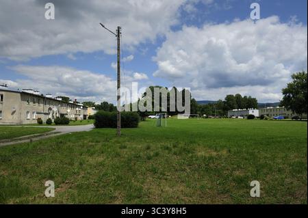 Kudowa Zdroj, Zakrze, Dolnoslaskie, Polska, à Kudowa-Zdrój il y avait une branche du camp de concentration allemand de Gross-Rosen, appelée FAL Sackisch. Prisonniers : principalement des femmes juives de Pologne, Hongrie, République tchèque et Yougoslavie. Prisonniers de guerre italiens dans le camp de Sackisch, le prisonnier Luigi Baldan, les prisonniers étaient employés à l'usine Vereinigte Deutsche Metallwerke (VDM), qui produisch, qui produisait des pièces d'avions. Camp de concentration appelé Stimegalcheid, Kazalz, Kierwicz, Kiel. Banque D'Images
