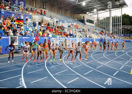 Lohrheidestadion, Bochum, Allemagne. 21 juillet 2025. Vue générale, 21 JUILLET 2025 - Athlétisme : Rhin-Ruhr 2025 FISU Jeux mondiaux universitaires d'été finale féminine du 10000m à Lohrheidestadion, Bochum, Allemagne. Crédit : AFLO SPORT/Alamy Live News Banque D'Images