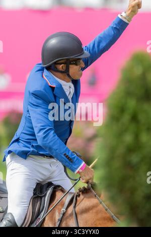 Dinard, France. 27 juillet 2025. Aaron Vale et Carissimo 25, 1ère place lors du Jumping International de Dinard 2025, CSI 5 Equestre le 27 juillet 2025 au Centre Equestre du Val Porée à Dinard, France - photo Damien Kilani/DK Prod/DPPI crédit : DPPI Media/Alamy Live News Banque D'Images