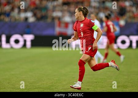 Ewa Pajor (9) de Pologne photographiée lors du match de la journée 3 dans le groupe C de l'équipe nationale de football féminin de Pologne contre le Danemark lors du championnat Euro 2025 féminin en Suisse , le samedi 12 juillet 2025 à Lucerne , Suisse . Photo Sportpix & Isosport | David Catry Banque D'Images