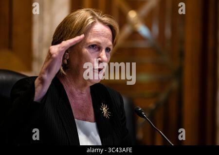 19 mai 2021, Washington, District de Columbia, États-Unis : Erin Collins, national contribuable Advocate au Tax Advocate Service, prend la parole lors d'une audience à Washington, D.C. (É.-U.), le mercredi 19 mai, 2021. L'audience est intitulée ''Internal Revenue Service : réduire l'écart fiscal et améliorer les services aux contribuables''. crédit : Samuel Corum / Pool via CNP (image crédit : © Samuel Corum - Pool via CNP/CNP via ZUMA Wire) Banque D'Images
