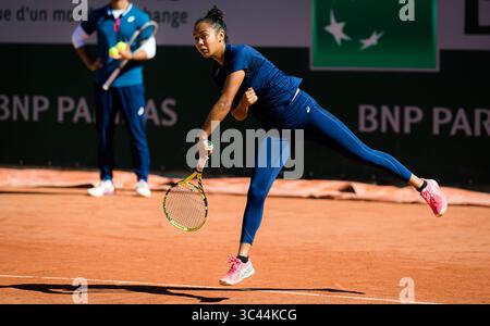 27 mai 2021 : Paris, France : Leylah Fernandez, du Canada, lors des essais en vue du tournoi du Grand Chelem Roland Garros 2021 (crédit image : © Rob Prange/AFP7 via ZUMA Wire) Banque D'Images