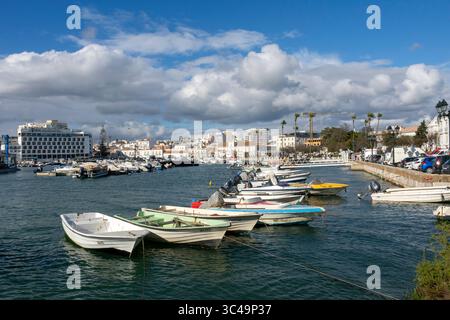 Marina, Faro, région de l'Algarve, Portugal. Banque D'Images