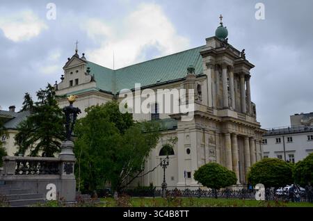 Église de l'Assomption de la Bienheureuse Vierge Marie et membre Joseph le fiancé, Varsovie, Voïvodie de Masovian, Pologne, Europe Banque D'Images